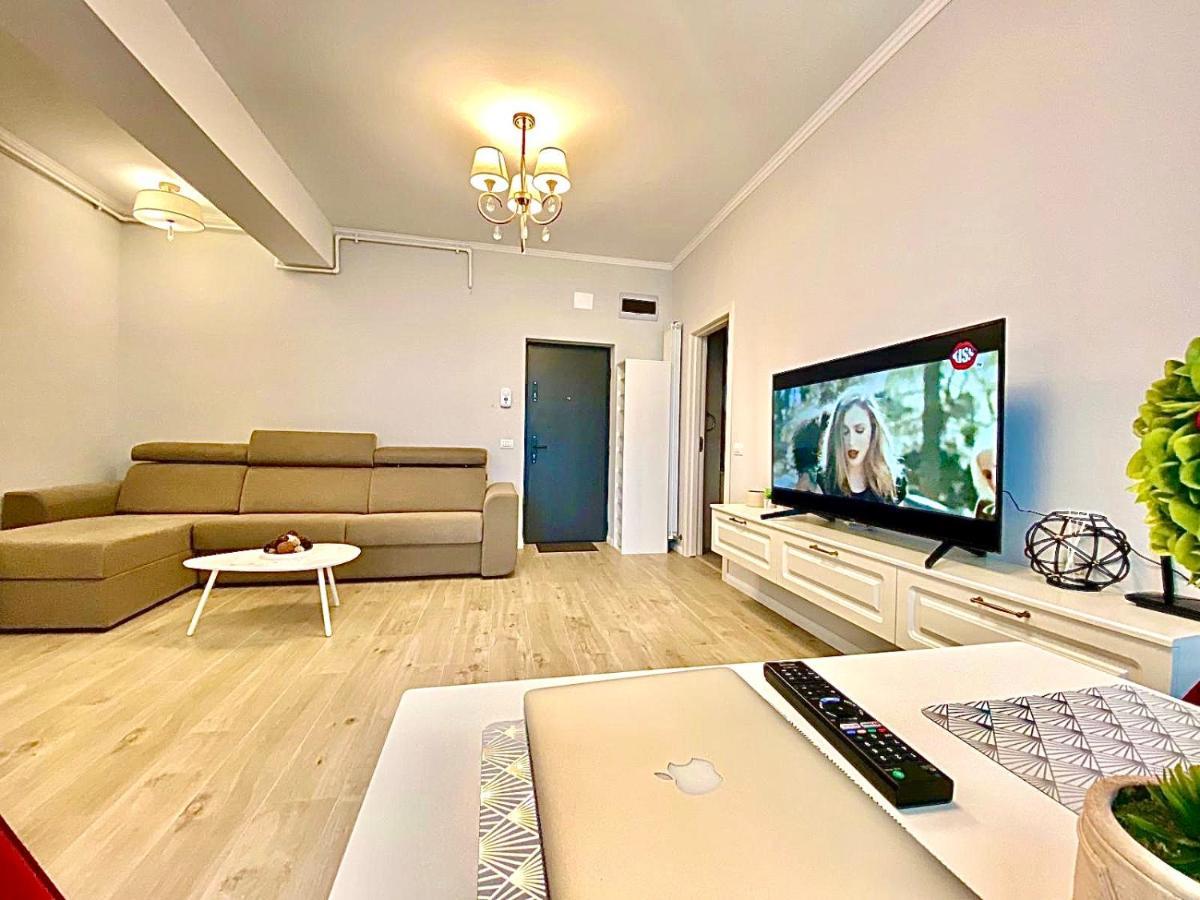 Summerland Seaview Apartment