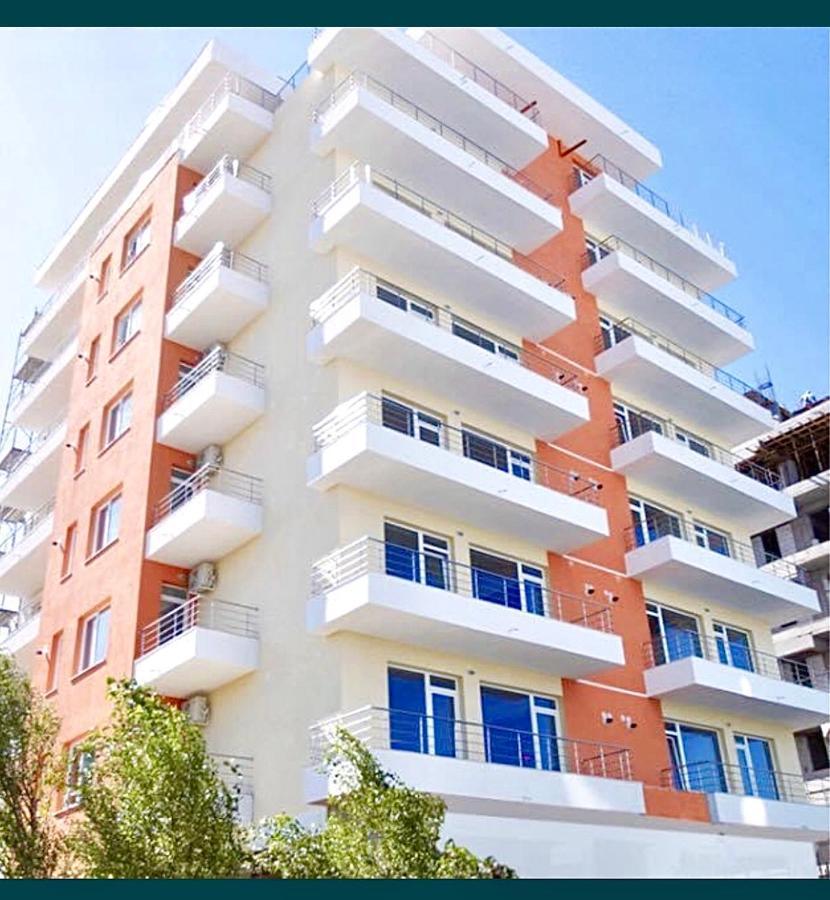 Summerland Seaview Apartment Mamaia