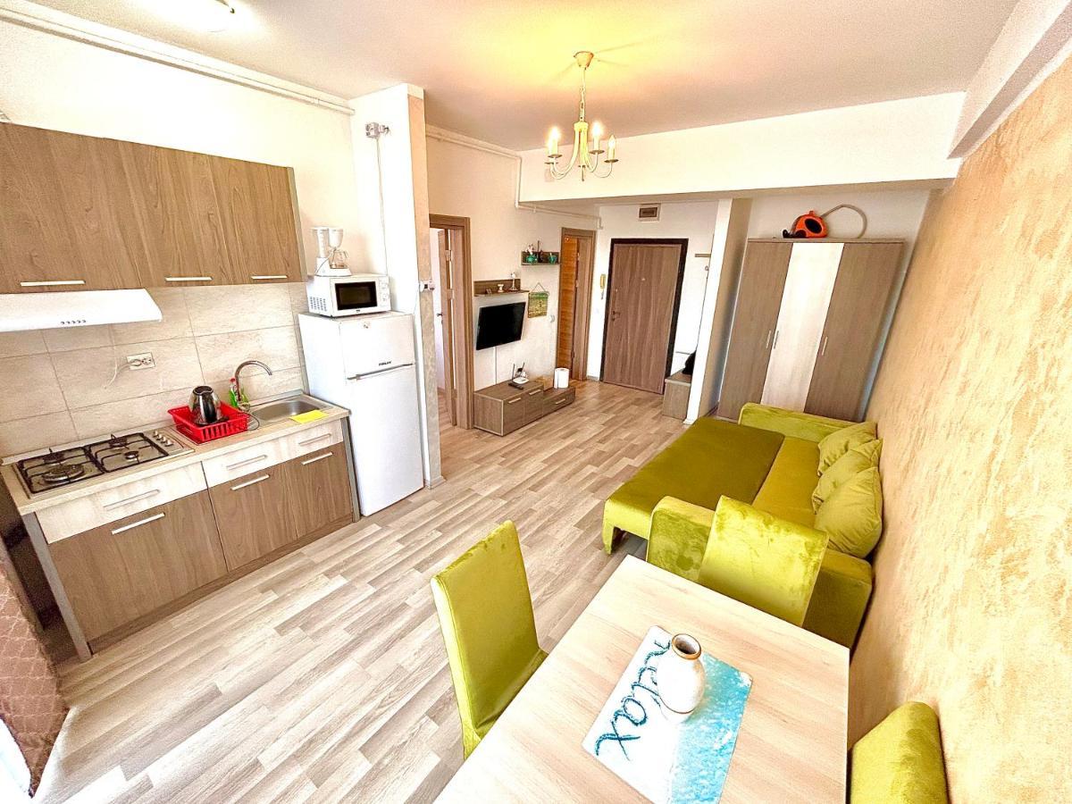 Apartment Summerland Seaview