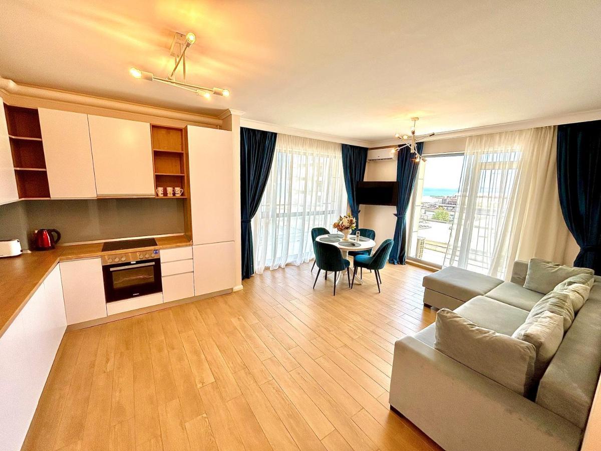 Summerland Seaview * Mamaia