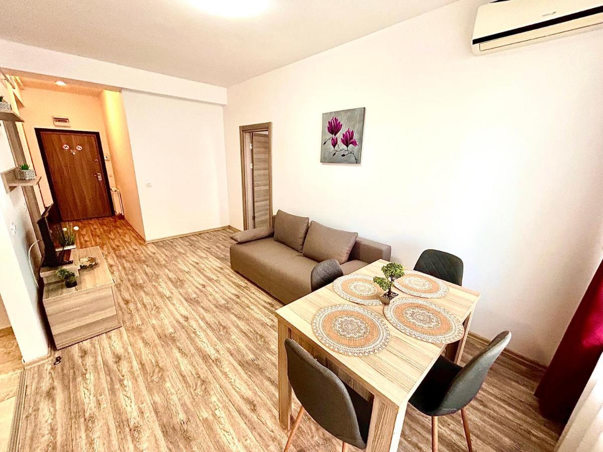 Apartment Summerland Seaview Mamaia