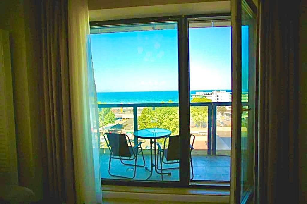 Summerland Seaview *