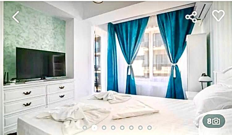 Summerland Seaview Apartment Mamaia