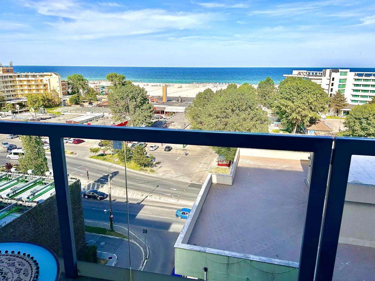 Summerland Seaview Apartment