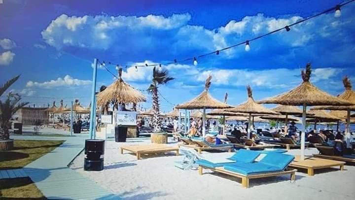 Apartment Summerland Seaview